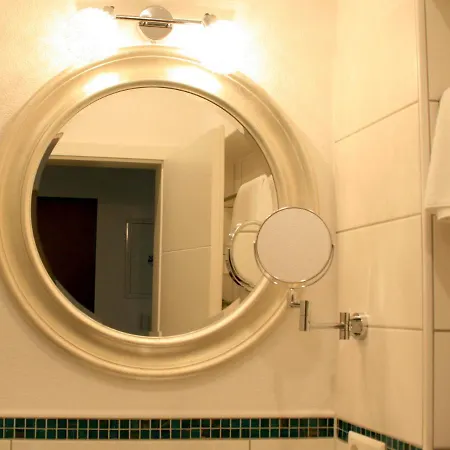 Ferienwohnung Bea דירה לינדאו